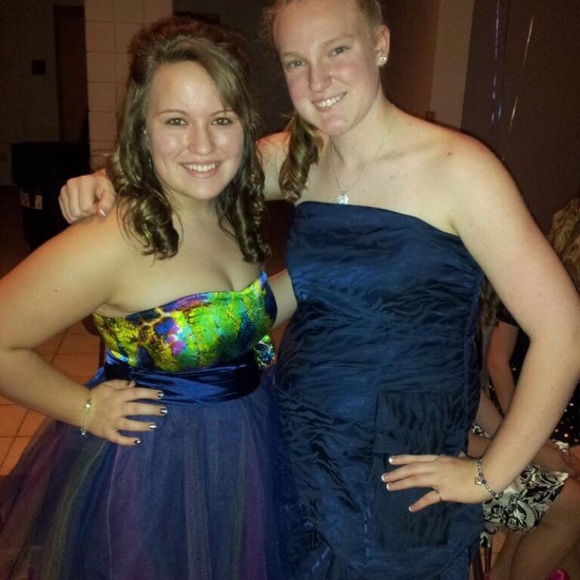 Short Formal Dress with Dramatic Ruffles - Picture 4 of 4